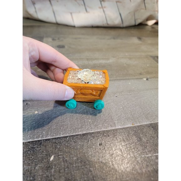 Snow White Bashful dwarf Disney toy figure Jewels mining - Picture 3 of 6